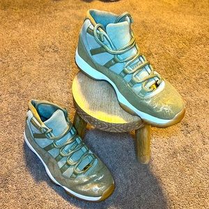 Fair Condition - Jordan’s - Women’s Size 10